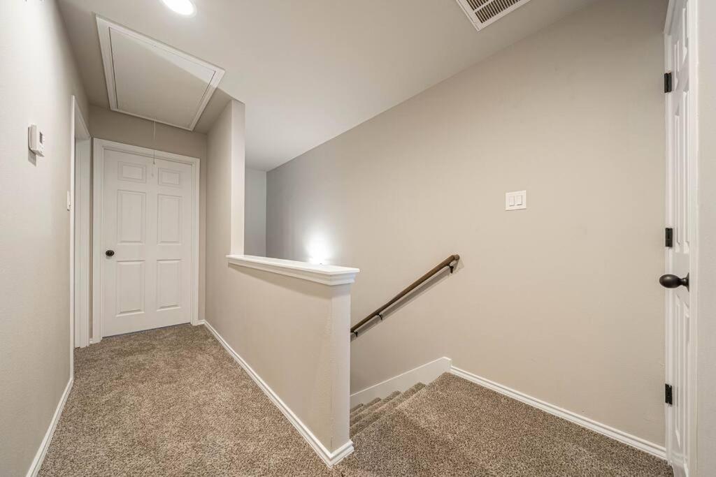 Gorgeous, Brand New 3 Bedrooms Home- Built 2024, Near Seaworld & Lackland Afb San Antonio Luaran gambar