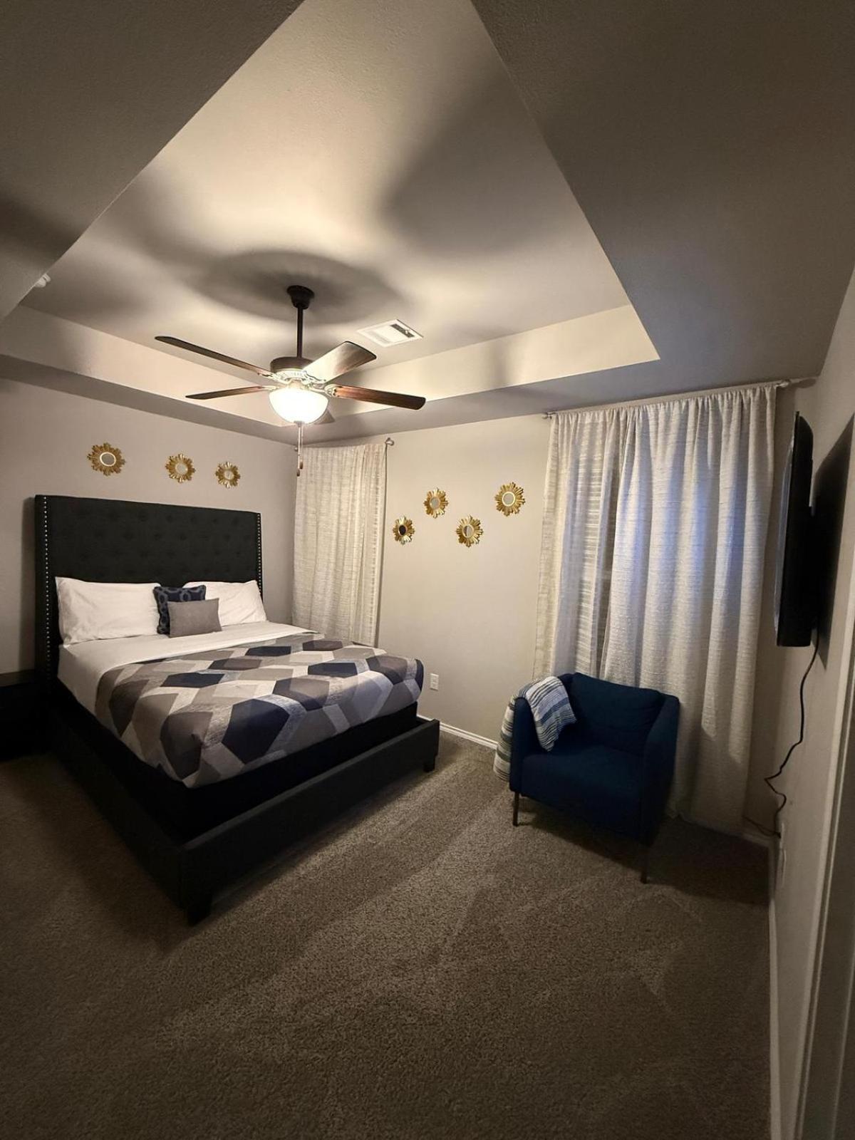 Gorgeous, Brand New 3 Bedrooms Home- Built 2024, Near Seaworld & Lackland Afb San Antonio Luaran gambar