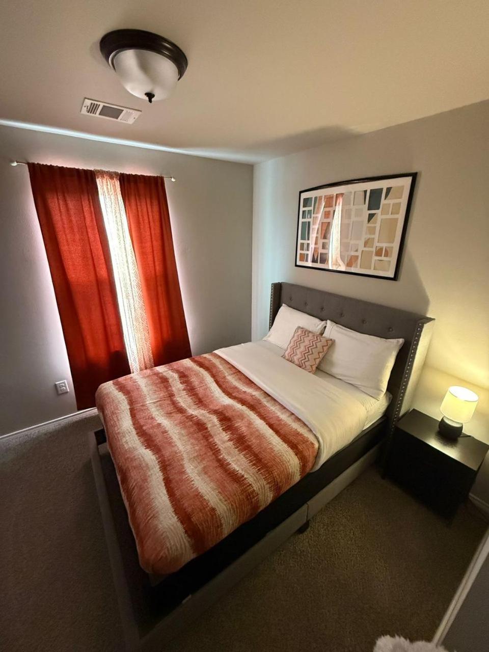 Gorgeous, Brand New 3 Bedrooms Home- Built 2024, Near Seaworld & Lackland Afb San Antonio Luaran gambar