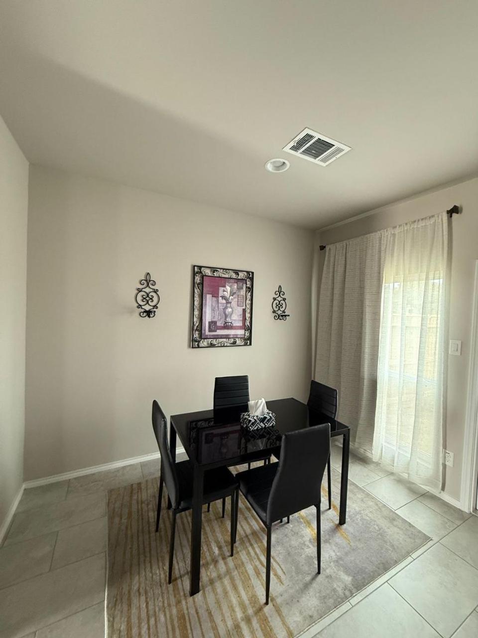 Gorgeous, Brand New 3 Bedrooms Home- Built 2024, Near Seaworld & Lackland Afb San Antonio Luaran gambar